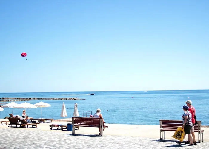 Phaedrus Living: Seaside Luxury Flat Natalia House 102 * Paphos