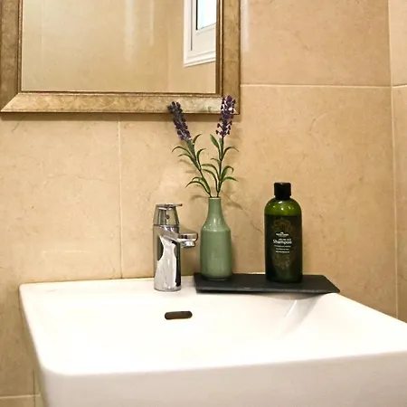 Phaedrus Living: Seaside Luxury Flat Natalia House 102 * Pafos