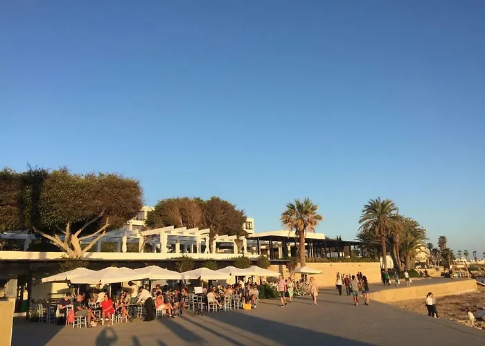 アパート Phaedrus Living: Seaside Luxury Flat Natalia House 102 パ フォス