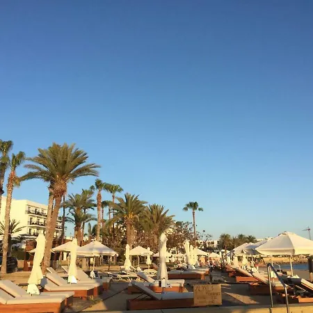 Apartment Phaedrus Living: Seaside Luxury Flat Natalia House 102 Paphos