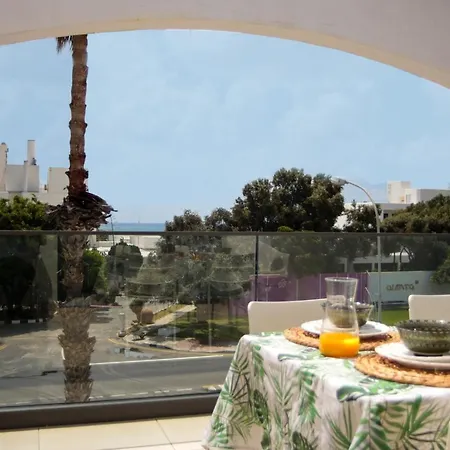 Apartment Phaedrus Living: Seaside Luxury Flat Natalia House 102