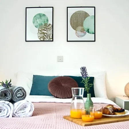 Phaedrus Living: Seaside Luxury Flat Natalia House 102 Apartament