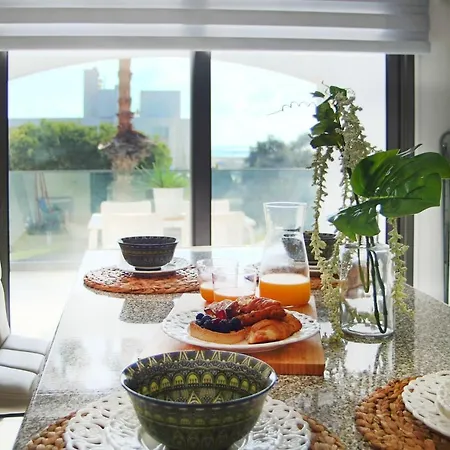 Apartment Phaedrus Living: Seaside Luxury Flat Natalia House 102