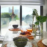 Διαμέρισμα Phaedrus Living: Seaside Luxury Flat Natalia House 102